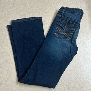 Tommy Hilfiger Freedom Boot size 4L.